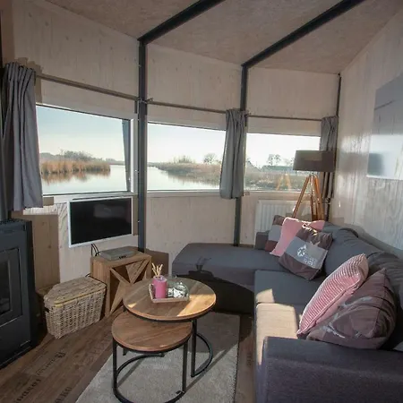 Dobberhuisje Tatil Evi *