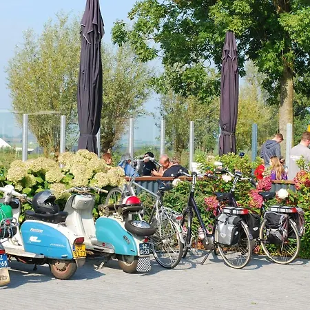 Dobberhuisje Tatil Evi