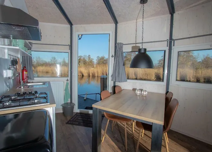 بيت للعطل Dobberhuisje