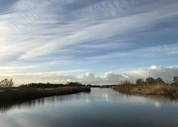 Dobberhuisje بيت للعطل *